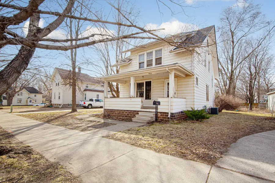 711 3rd Street Nw, Faribault, MN 55021 - #2