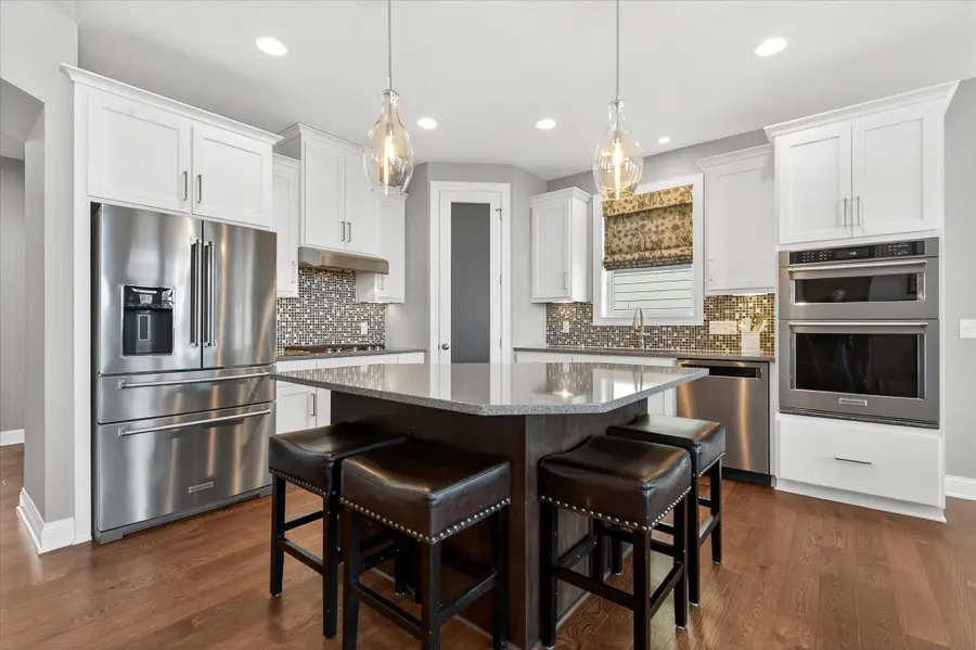 15623 Eddington Way, Apple Valley, MN 55124 - #3