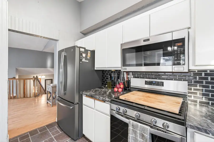 2840 Henslow Avenue N, Oakdale, MN 55128 - Image #3