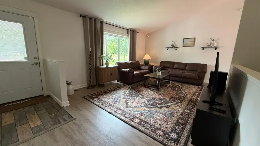 1105 Dana Drive Se, Willmar, MN 56201 - Image #2