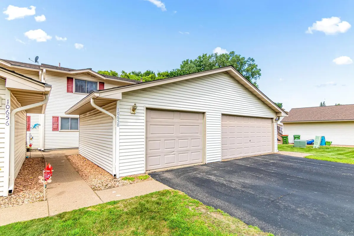 10658 Hummingbird Street Nw, Coon Rapids, MN 55433 - Image #1