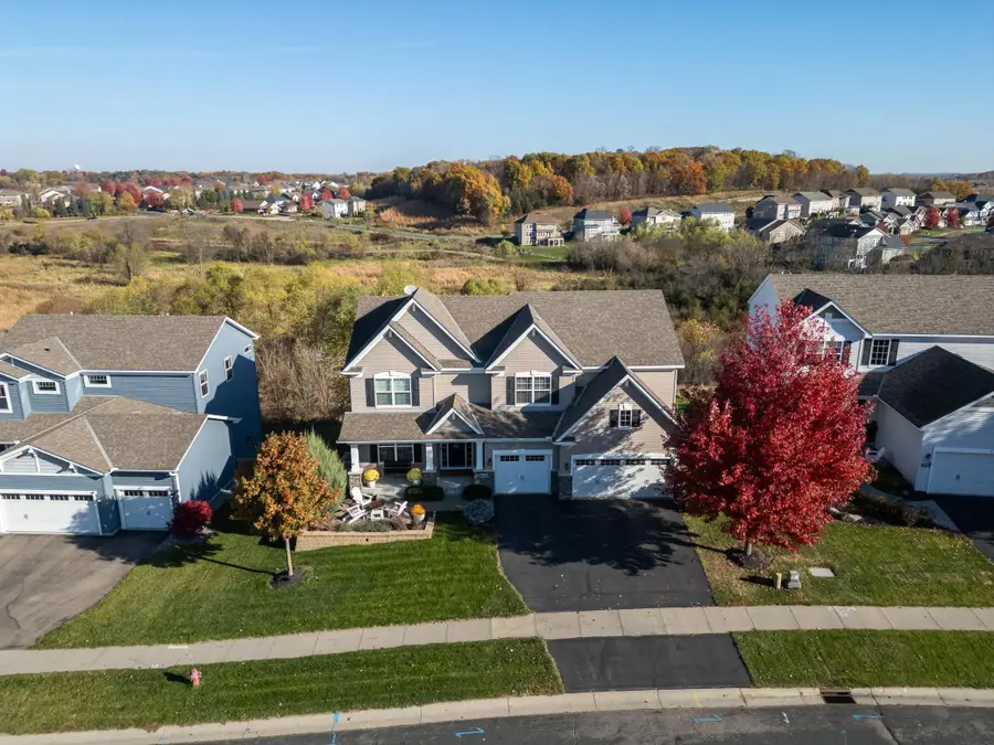 1535 Hemlock Way, Chanhassen, MN 55317 - Image #2