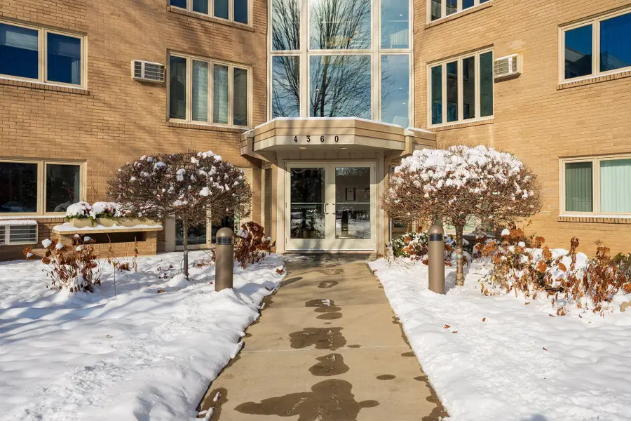 4360 Brookside Court #310, Edina, MN 55436 - Image #2
