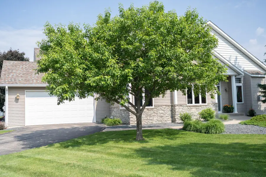 14578 Hunters Lane, Savage, MN 55378 - Image #2