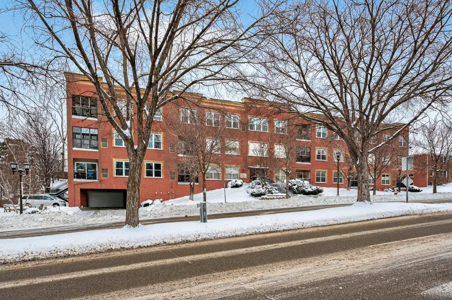 1941 Ford Parkway #102, Saint Paul, MN 55116 - Image #2