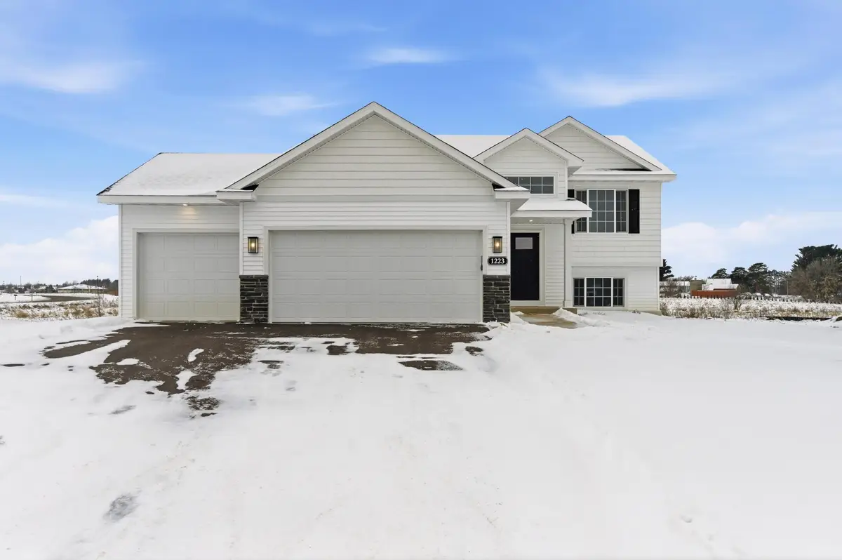 1223 Woods Road Ne, Isanti, MN 55040 - Image #1