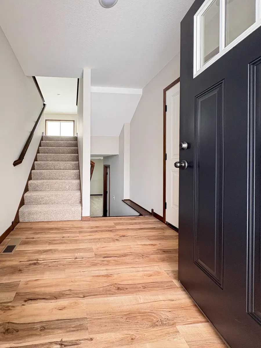 4616 9th Street Ne, Saint Cloud, MN 56304 - Image #2