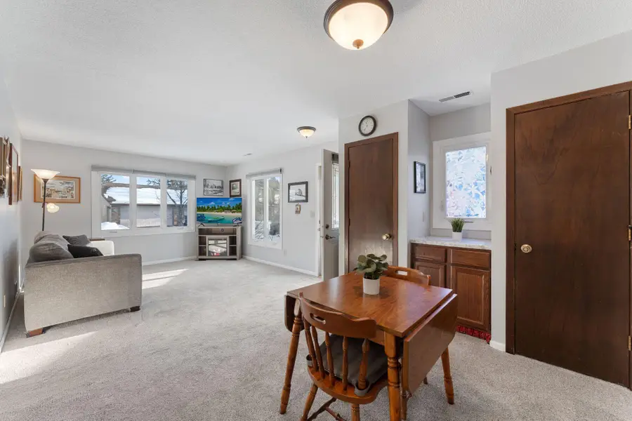 4677 Stavern Point, Eagan, MN 55122 - Image #3