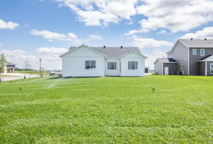 8319 59 Street S, Horace, ND 58047 - #3