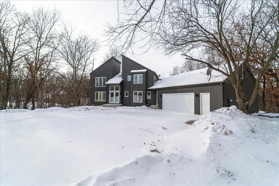 22620 Forest Ridge Drive, Lakeville, MN 55044 - Image #3