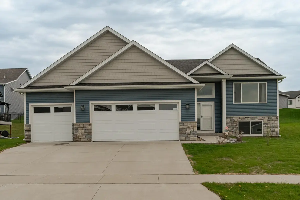 1644 Brandt Drive Ne, Byron, MN 55920 - Image #1