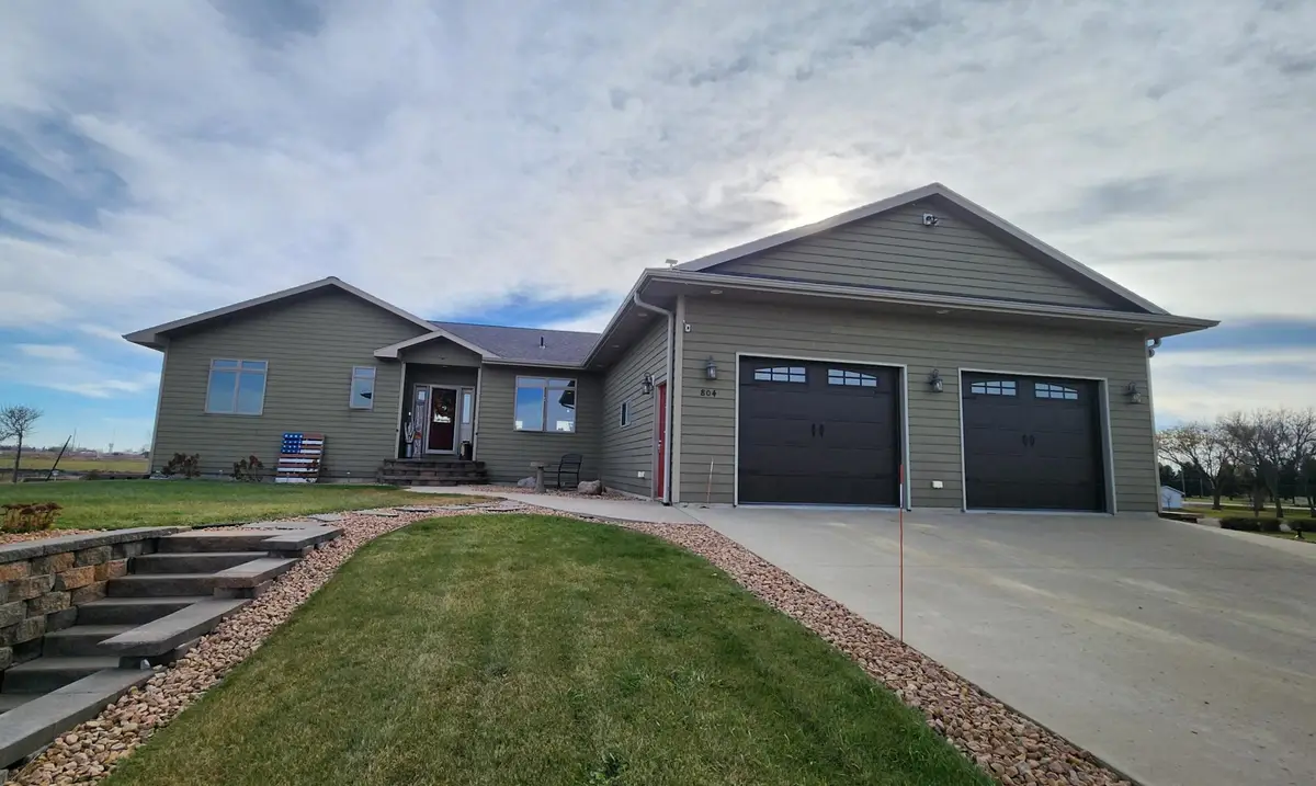 804 9th Street Ne, Pipestone, MN 56164 - Image #1