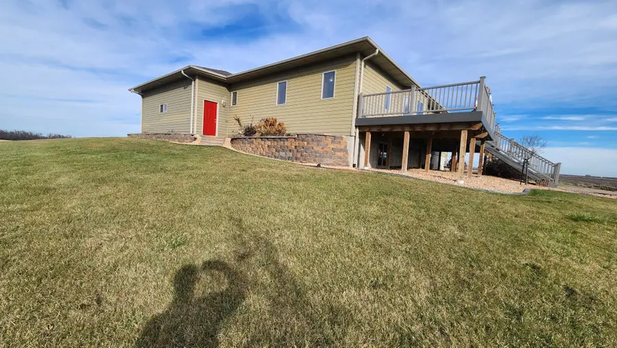 804 9th Street Ne, Pipestone, MN 56164 - Image #3