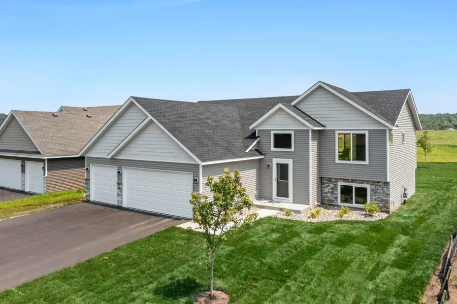 605 Sienna Drive, Watertown, MN 55388 - Image #2