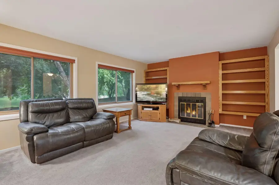 1603 Raindrop Drive, Eagan, MN 55121 - Image #3