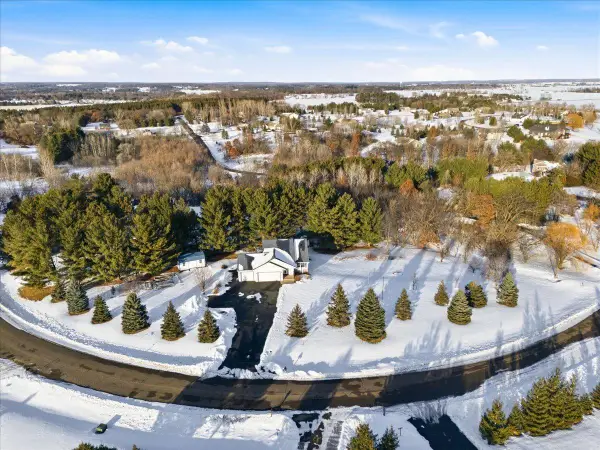 1320 216th Avenue, New Richmond, WI 54017