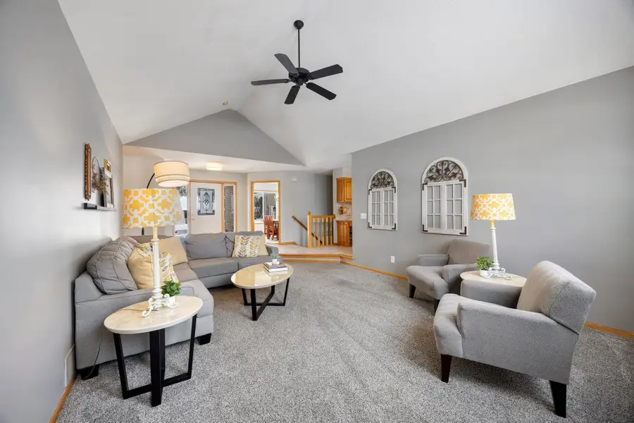 19332 Baldwin Street Nw, Elk River, MN 55330 - #2