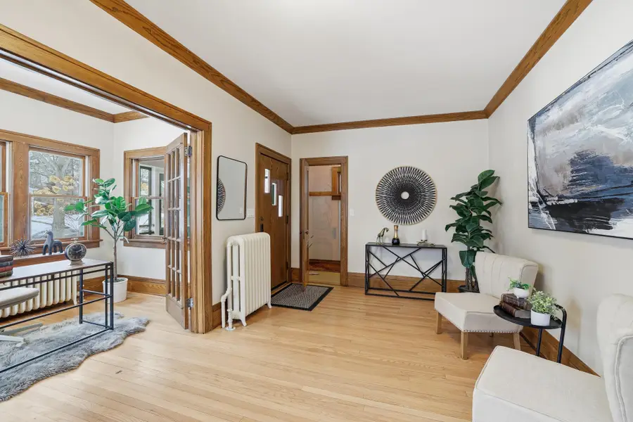 1464 Chelmsford Street, Saint Paul, MN 55108 - Image #3