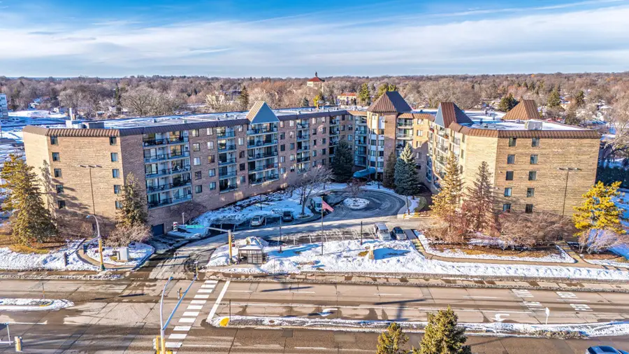 2601 Kenzie Terrace #515, Saint Anthony, MN 55418 - Image #2