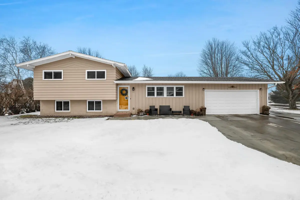 510 Madison Street E, Caledonia, MN 55921 - #1