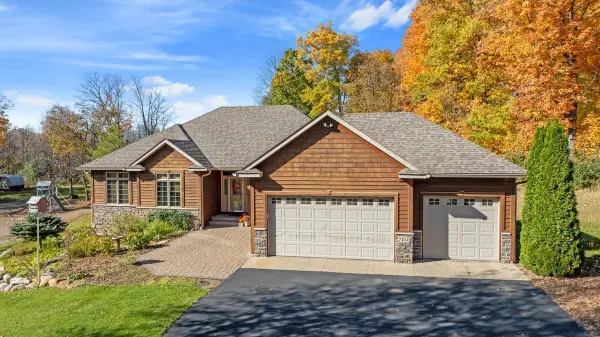 7455 Fern Court, Loretto, MN 55357