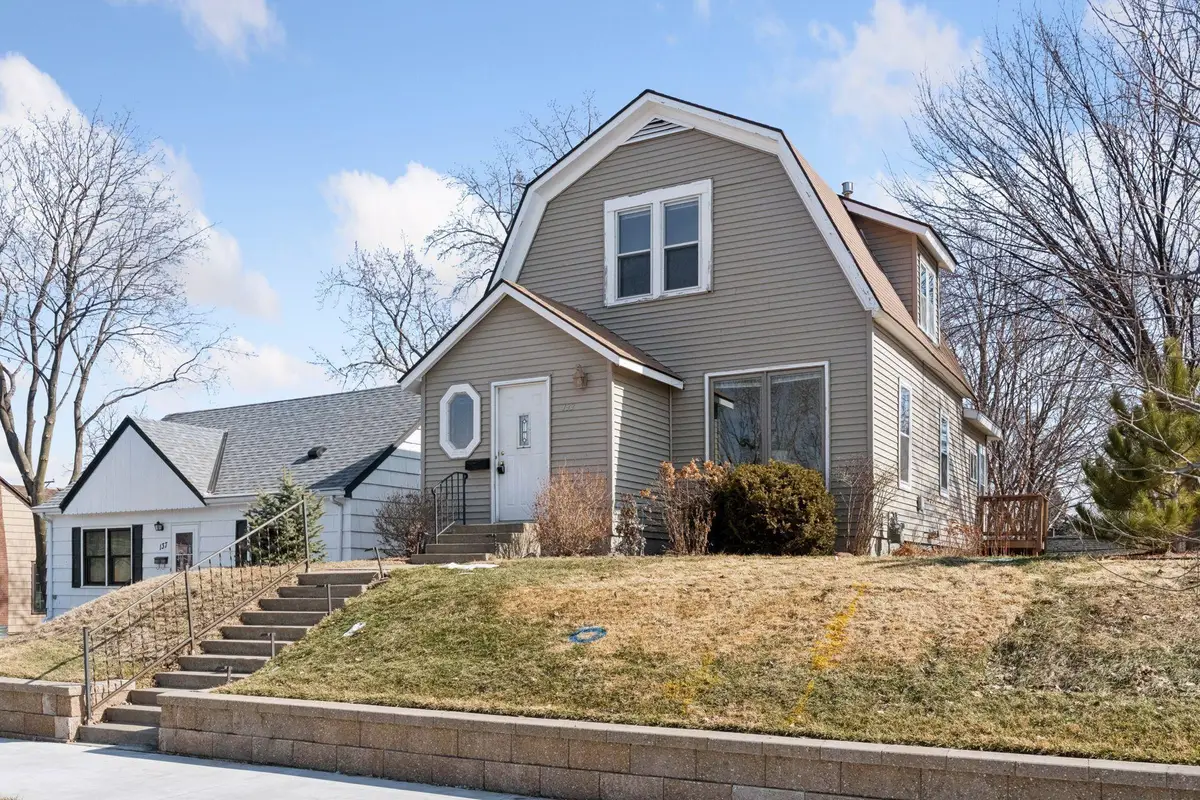 133 10th Avenue N, Hopkins, MN 55343 - #1