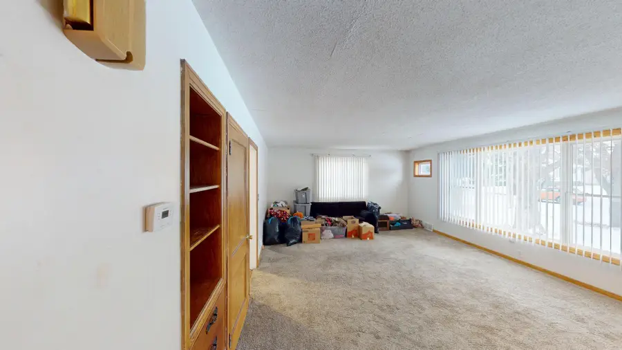 304 Secor Street N, Bricelyn, MN 56014 - #3