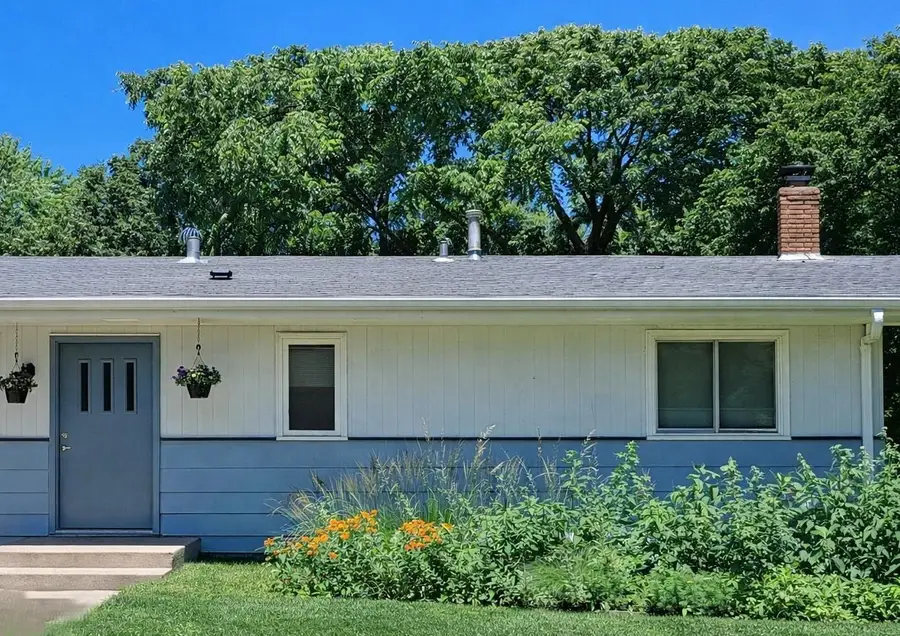 15880 Tonkawood Drive, Minnetonka, MN 55345 - Image #3