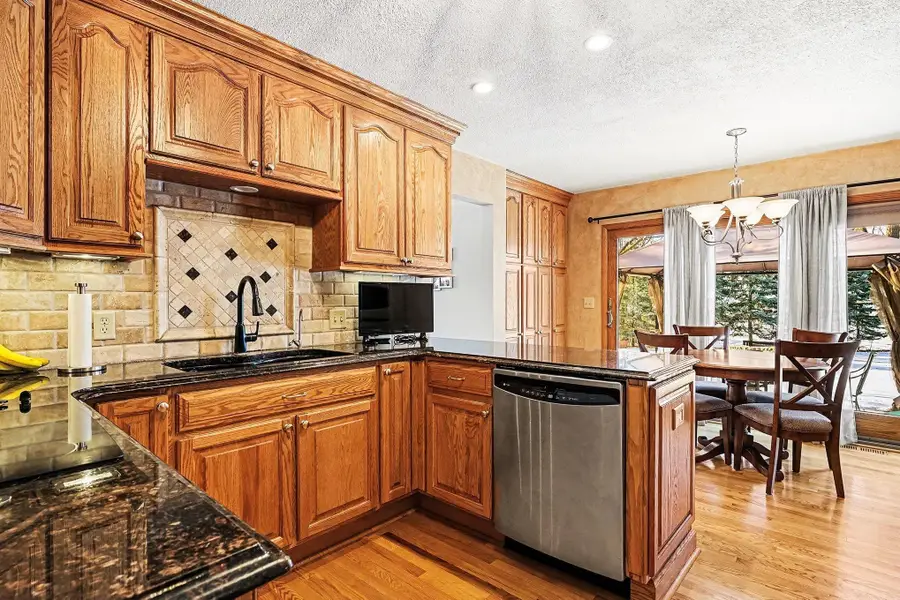 867 Oriole Lane, Chaska, MN 55318 - #3