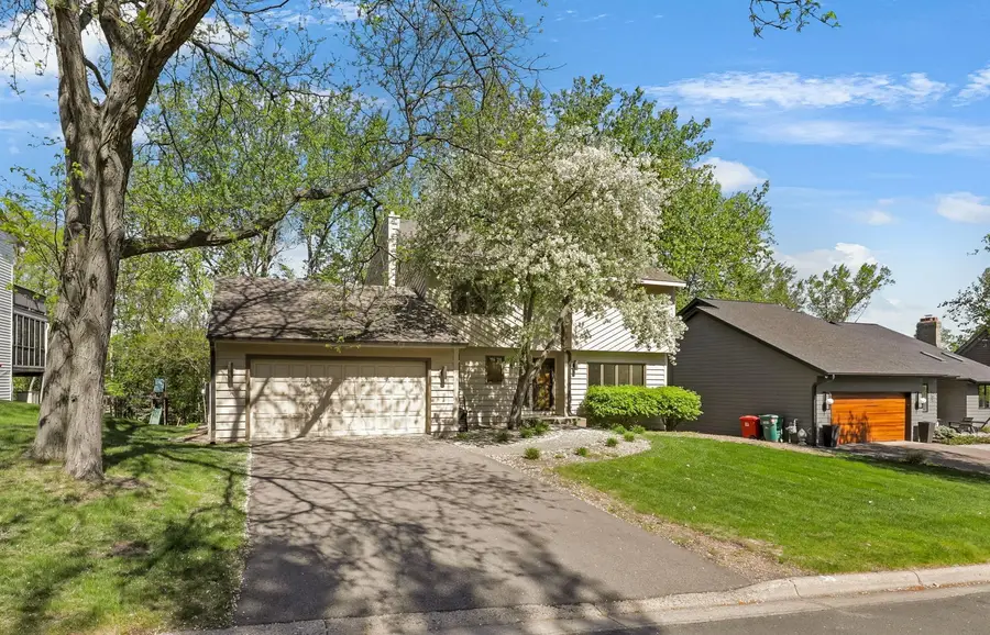 7930 Rhode Island Circle, Bloomington, MN 55438 - #2
