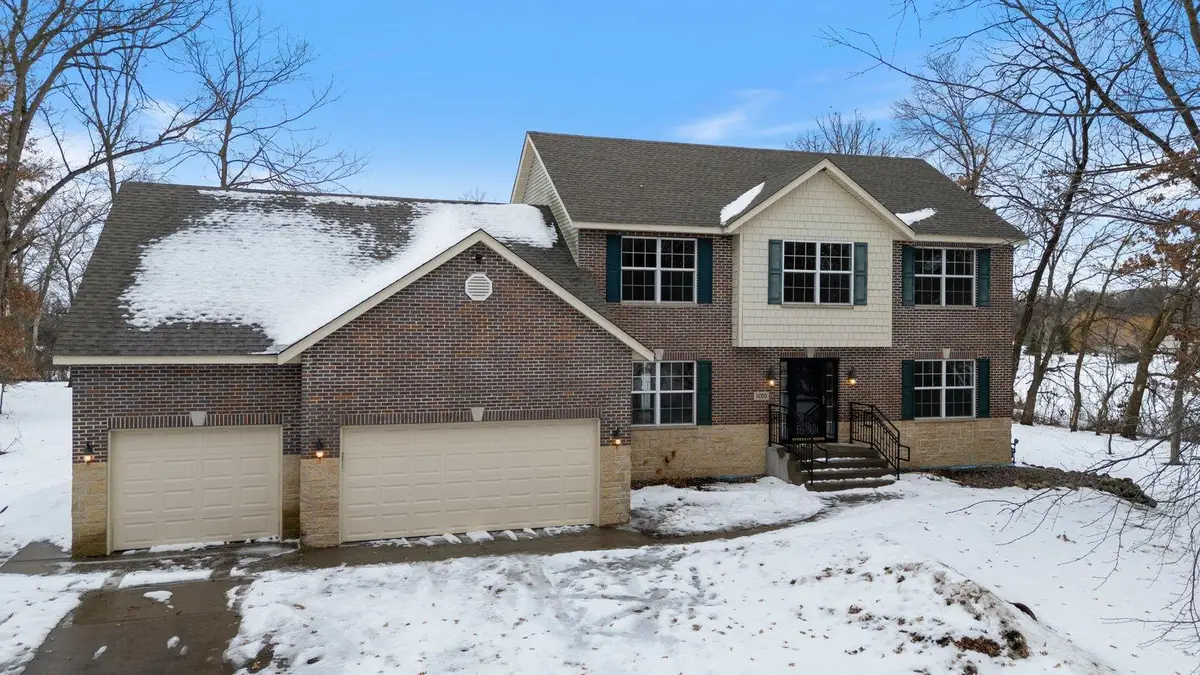 14100 296th Circle Nw, Princeton, MN 55371 - Image #1