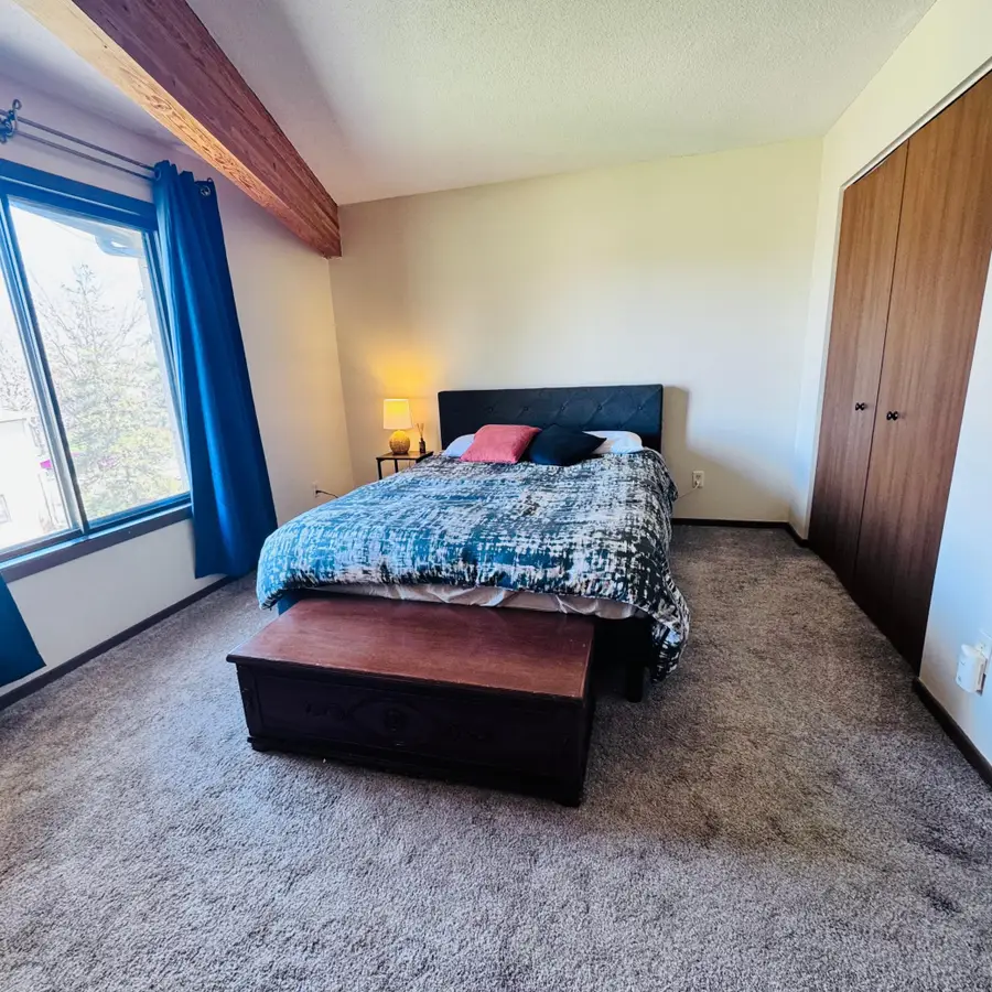 1643 Dunlap Street N #4, Saint Paul, MN 55108 - #3