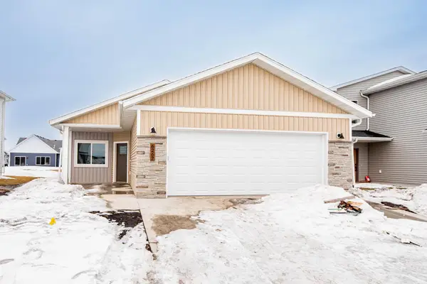 6267 87 Avenue S, Horace, ND 58047