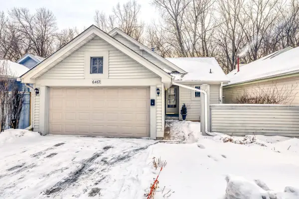 6467 13th Street N, Oakdale, MN 55128