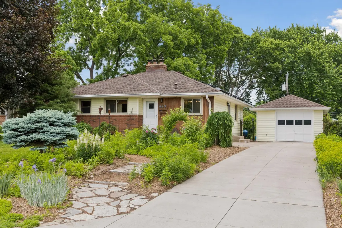 629 5th Avenue S, Hopkins, MN 55343 - #1