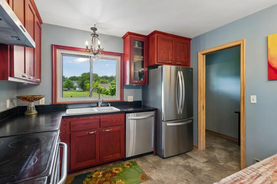 629 5th Avenue S, Hopkins, MN 55343 - #3