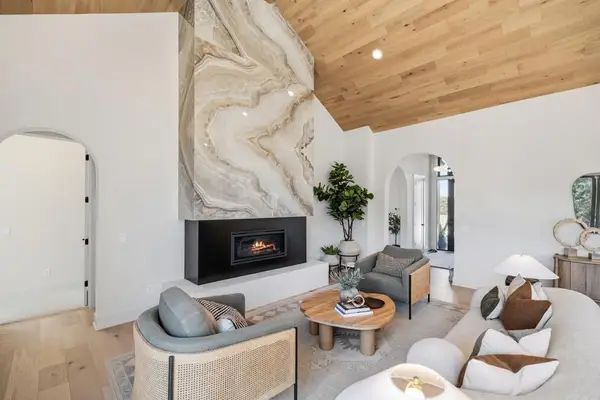 13975 27th Street N, West Lakeland Twp, MN 55082