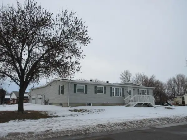 401 10th Avenue Nw, West Fargo, ND 58078
