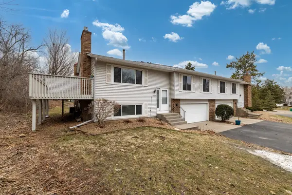 1633 W 140th Street, Burnsville, MN 55337