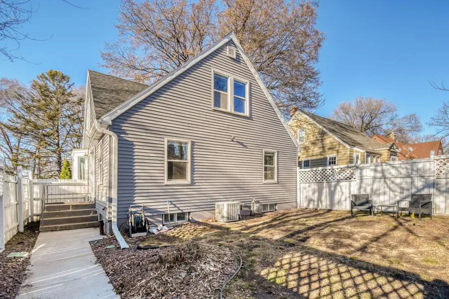 622 Gorman Avenue, Saint Paul, MN 55107 - #2