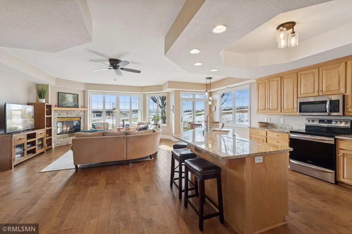 1197 Gallery Lane, Chaska, MN 55318 - #1