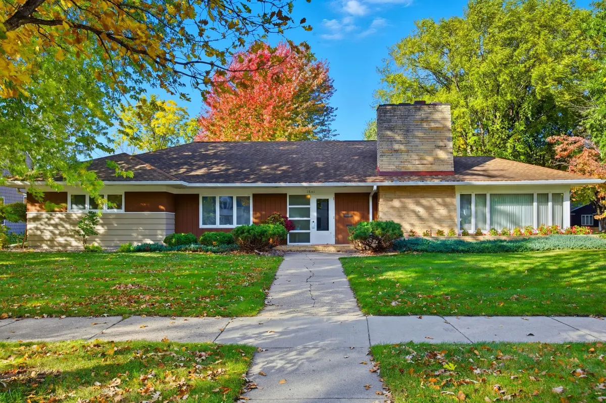 1601 9th Street S, Fargo, ND 58103 - #1