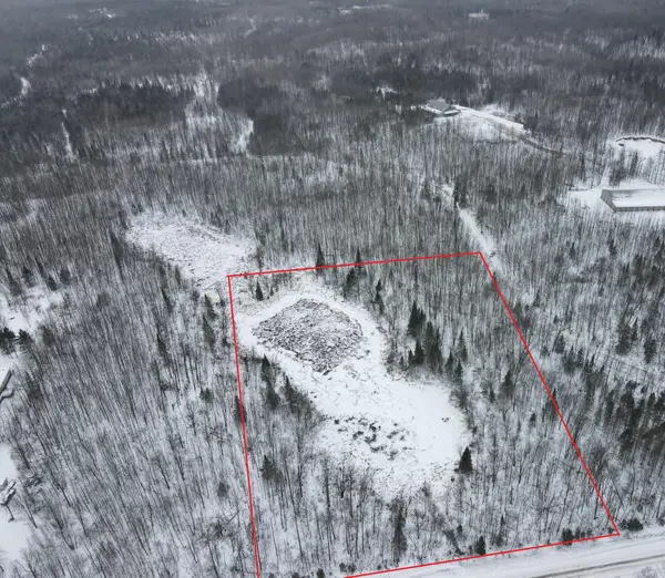 101 Baich Drive, Coleraine, MN 55722