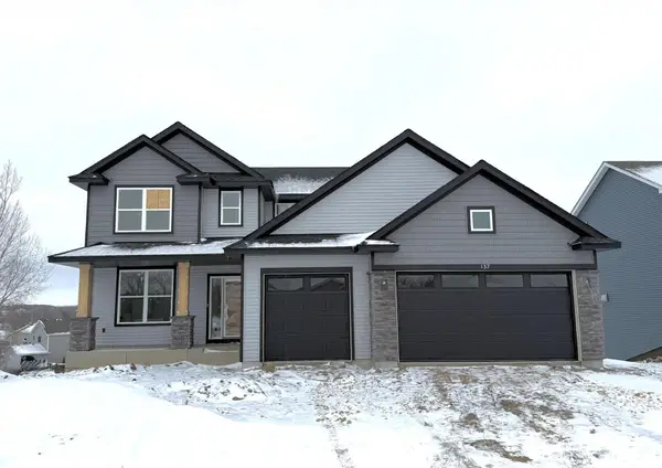 137 Ridgeview Lane, Elko New Market, MN 55020