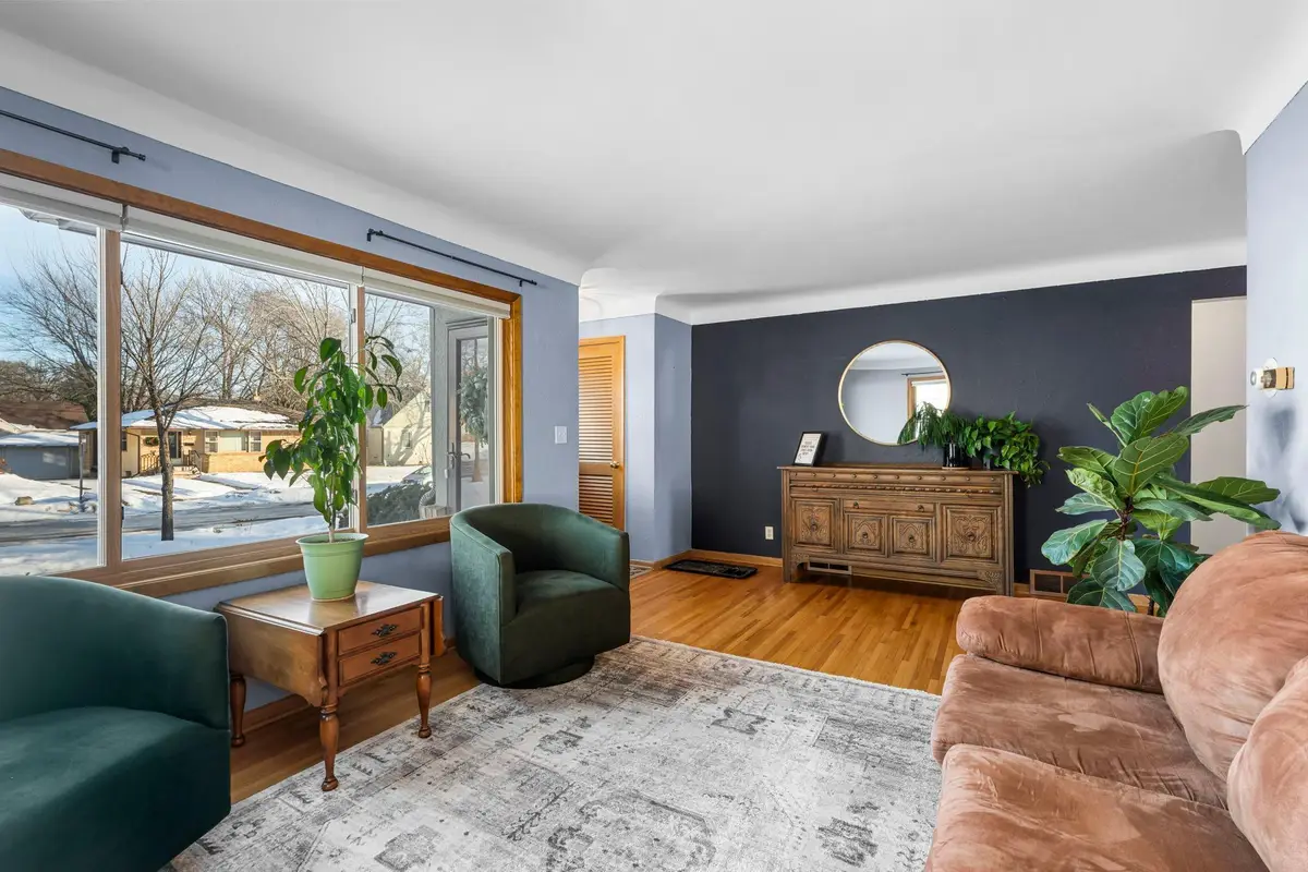 1521 Atlantic Street, Saint Paul, MN 55106 - #1