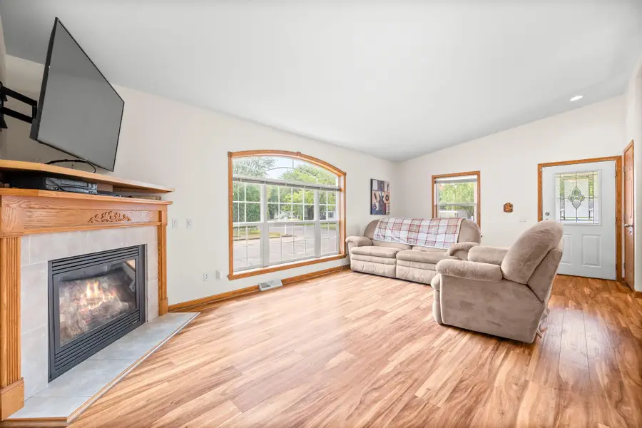 1845 83rd Street W, Inver Grove Heights, MN 55077 - #3