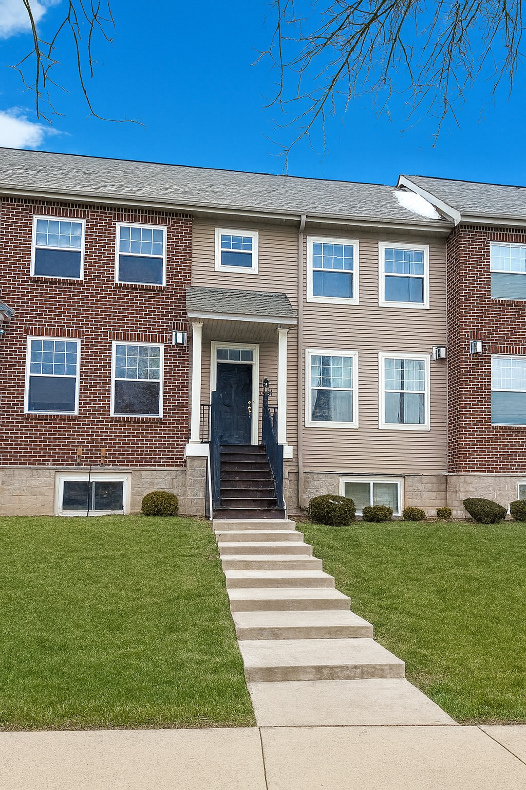 1981 Clover Ridge Drive, Chaska, MN 55318 - Image #1