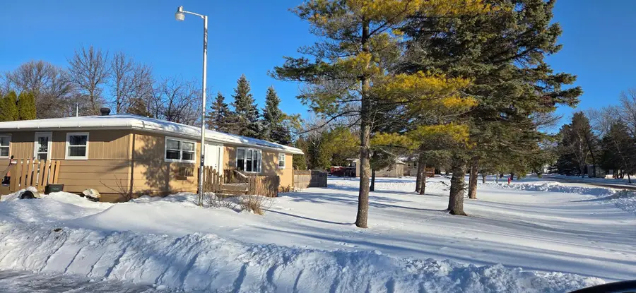 320 19th Street E, International Falls, MN 56649 - Image #2
