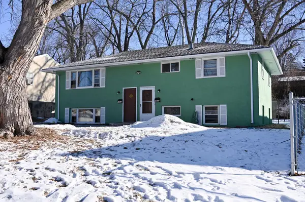 4507 Taylor Street Ne, Columbia Heights, MN 55421