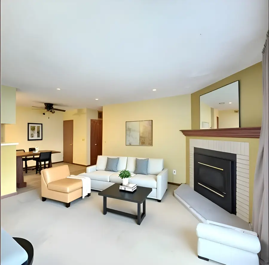 1721 Fulham Street #F, Lauderdale, MN 55113 - #2